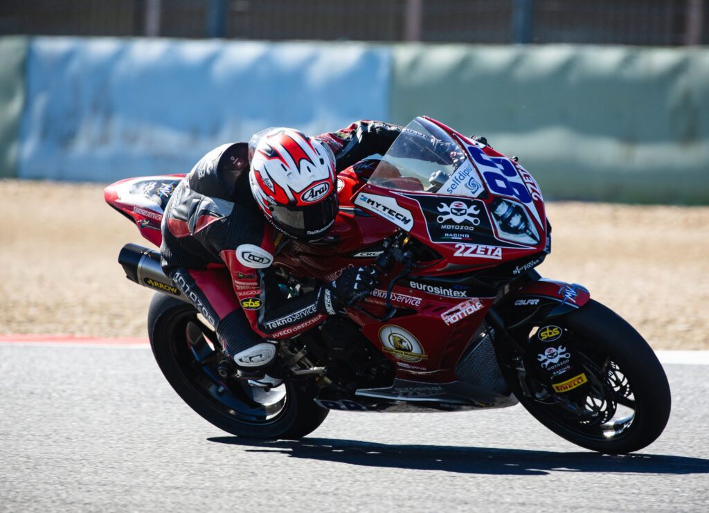 Giombini action in Magny Cours